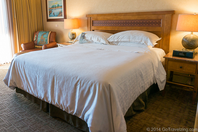 King Size Bed at the Sheraton Wild Horse Pass Resort